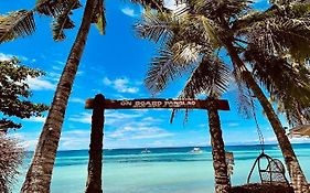On Board Panglao Beach Hostel & Resort With Free Motorbike